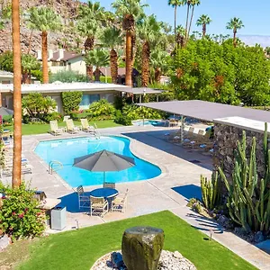 desert-hills.palm-springs-ca-hotels.com/